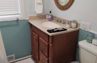 South Haven Getaway -Close to Beach & Town - Foto 23