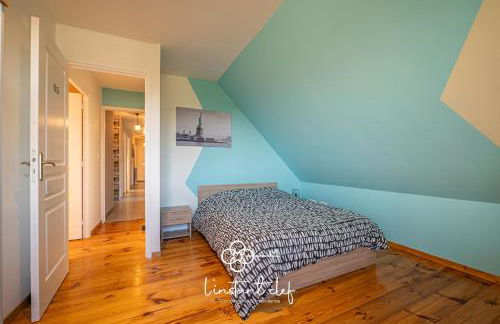 Cœur de Sarthe - Maison 20pers - Balnéo - BBQ - Foto 18