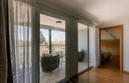 Ste's house at Macedonia Airport - Photo 28