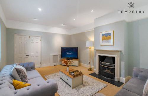 Cosy Family Home Near Thorpe Park & Legoland - Foto 3