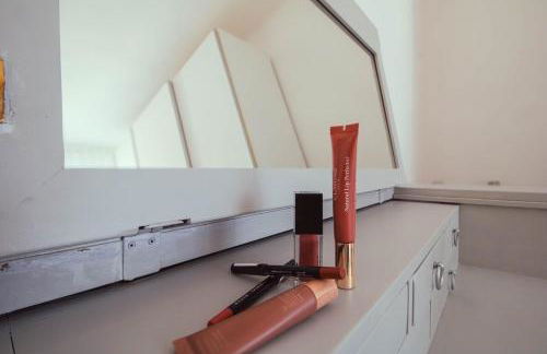 100 meters from the Sea Wi-Fi Center AC Relax Train Station - Foto 26