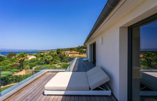 Villa Palma Giens - Vue Mer Panoramique -Piscine Chauffée Mai à Septembre- 4 chambres -Garage - Foto 29