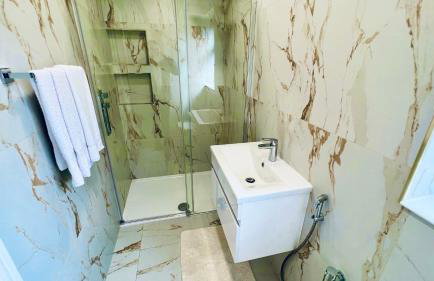 Cozy Charming Bungalow BRAND NEW - Photo 55