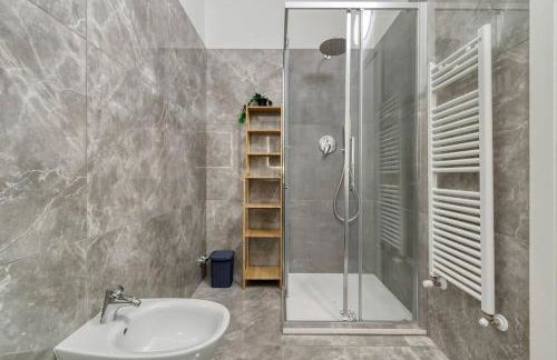 FREE Parking Large Apartment x11 with 4 bathrooms - Photo 57