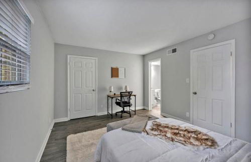 Duke - Pet Friendly 1BR with Gym & Pool - Foto 21