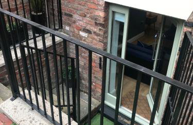 2 Bedroom City Centre Georgian Quarter Apartment - Foto 20