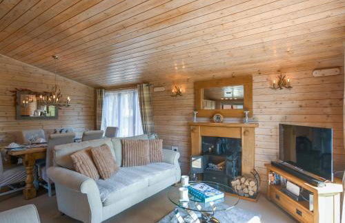 Waterfall Lodge - Photo 1