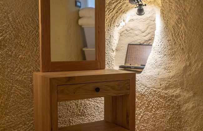 Nalas Suites - Photo 39