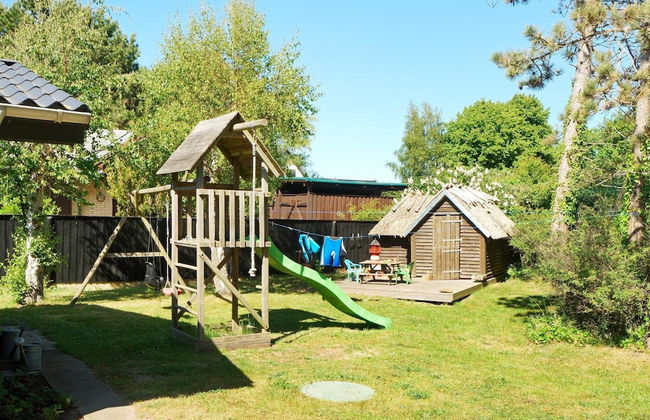 6 Person Holiday Home in Jaegerspris - Photo 16