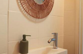 La Hutte de la Tortue Rez-de-jardin Patio au Calme - Foto 15