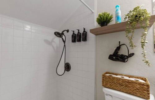 This is Your Home Away From Home - Foto 8