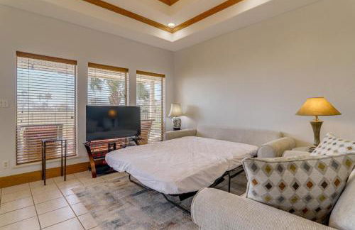 Swim, Golf and Unwind Laguna Vista Vacation Home! - Foto 6