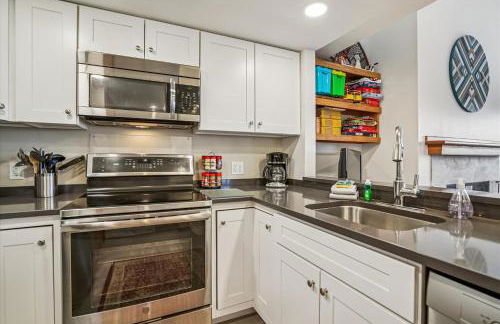 Highridge B20 Spectacular Top Floor Two Bedroom with Loft Condo with Scenic Views and Sports Center - Foto 30