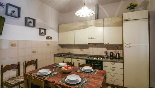 Awesome Home In Bargana With Wifi - Foto 5