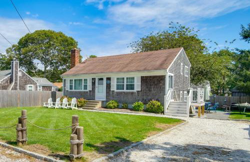 Walk to Haigis Beach Cape Cod Retreat with Deck! - Foto 30