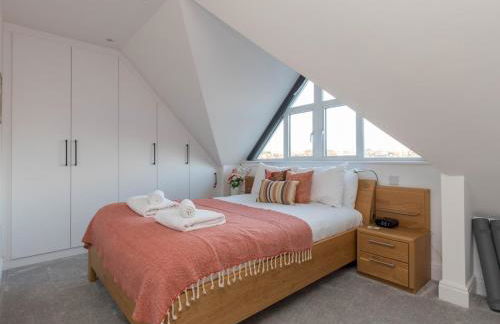 Radiant Penthouse on the Banks of the Thames - Pass the Keys - Photo 25