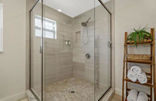 Green Oasis - Heated Pool, Mini-Golf, Ping Pong, 13 min Beach - Foto 24