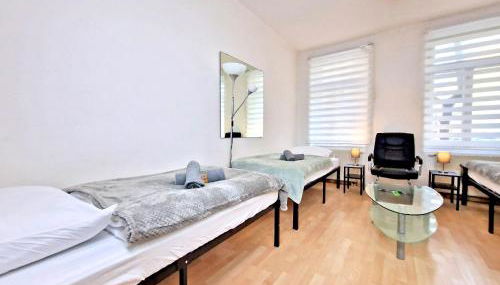 HappySide o Monteure o Zentrumsnah o WLAN o 6 Einzelbetten - Foto 2