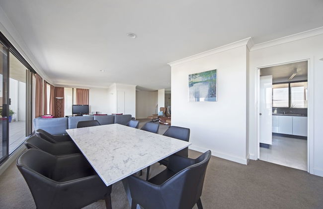 BreakFree Capital Tower - Foto 34