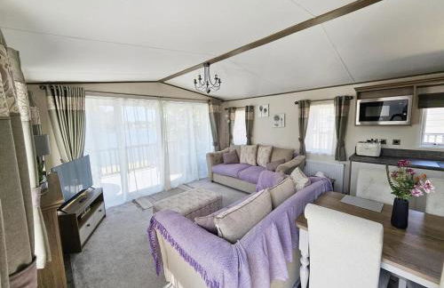 Still Waters Luxury Retreat with Hot Tub -Tattershall Lakes - Foto 20