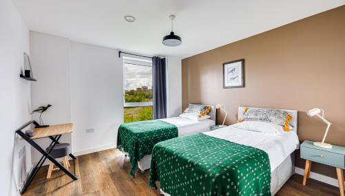 Penthouse Apartment - City Centre - Secure Parking, Balcony, Self-Check-In, Fast Wifi and Smart TV with Netflix by Yoko Property - Foto 4