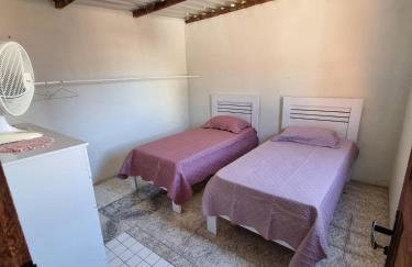 Super Confortável, WiFi Rápido, Garagem Coberta, 2 Banheiros, Suíte, 3 Quartos, Microondas, Cozinha Grande Completa, Mesa de Jantar Grande, Entrada Privativa, Perto do Shopping Pátio Matosinhos, 5 min do Centro Histórico - Foto 42