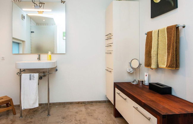 4 Person Holiday Home in Nimtofte - Foto 9