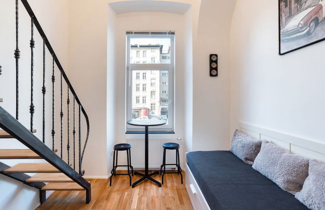 Rhino Studios - Photo 32