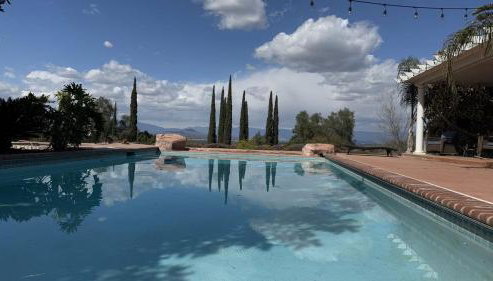 Riverside Views & Pool Retreat - Foto 5