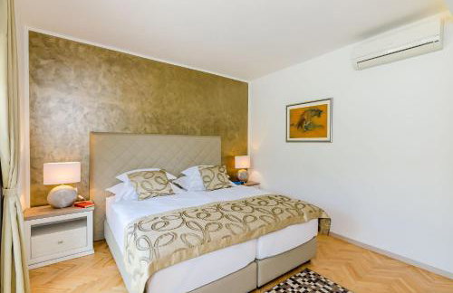 Villa Dolores Apartments - Photo 50