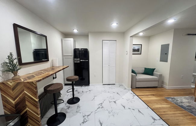 Dollhouse Downtown - Photo 30