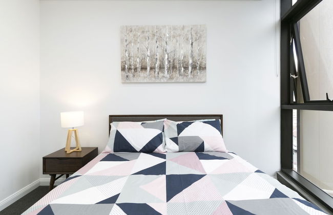 High-End Riverside Home - Foto 3