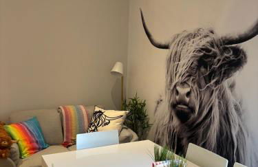 Taylor Close - Spacious Central Ferry Flat - Photo 14