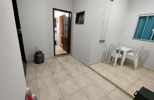 Apto jeito de casa entre mar e montanha AR - Foto 21