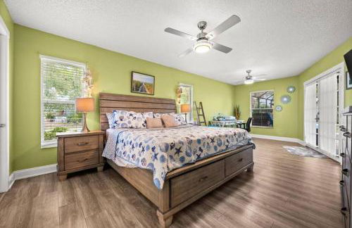 Sunny Oasis Getaway -Heated Pool-Mini Golf-Near Beach - Foto 19