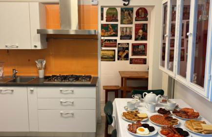 Bea's House, Restyling 2026 Sirmione with Private Garden and shared Pool DesenzanoLoft Official Partner Homes & Villas by Marriott Bonvoy - Foto 12