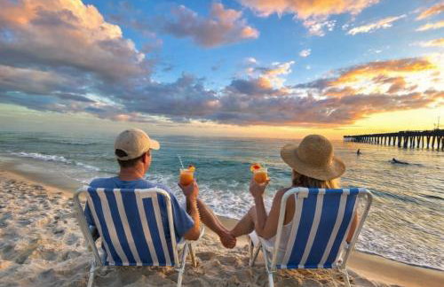 25 OFF Ocean View Step to PierPark Pool Spa - Photo 4