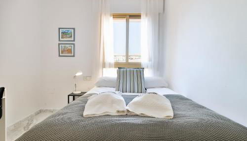 C09 Roomy Luminous 5 Bedroom in Town - Foto 4, towels