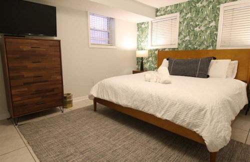 Lincoln Park Place Capitol Hill with Parking - Photo 14