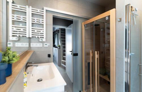 HOUSE 756 MAINZ - DESIGN-FERIENHAUS, 4 Schlafzimmer, 3 Bäder, SAUNA & Kamin - Foto 24