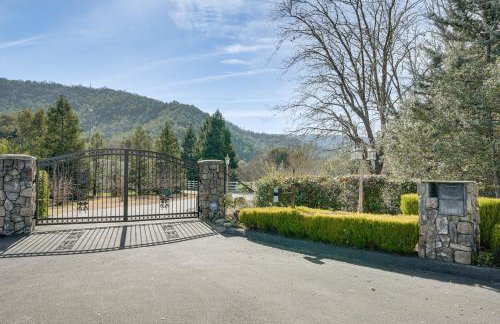 Pool, Peacocks and Views! Lavish Retreat in Gilroy - Foto 45