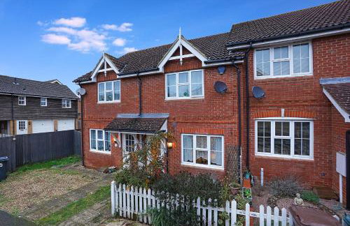 Comfortable stylish Townhouse in Ashford sleeps 5 Netflix 2 Parking spaces Perfect for Contractors and Families - Foto 22