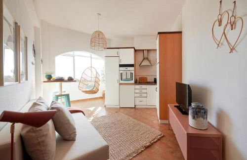 Infinite Ocean View w/ Free Parking By TimeCooler - Foto 46