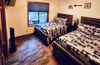 Kathys Cabin, King Bed, Hot Tub, Near-NAU & Downtown attractions, Perfect Year-Round Mountain Getaway - Photo 34