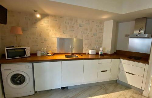 Street Cathedral Sevilla II - Photo 16