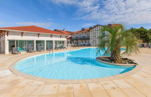 Gorgeous Apartment In Cassen With Swimming Pool - Foto 10