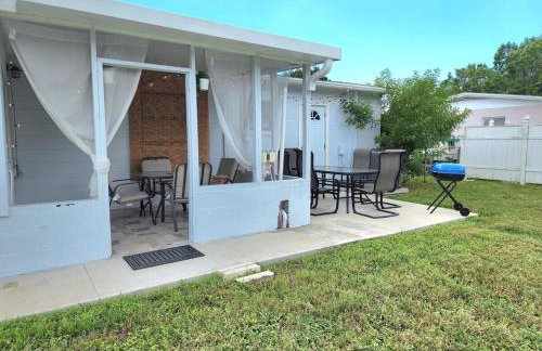 Charming And Cosy, Newly Remodeled St Petersburg - Foto 4