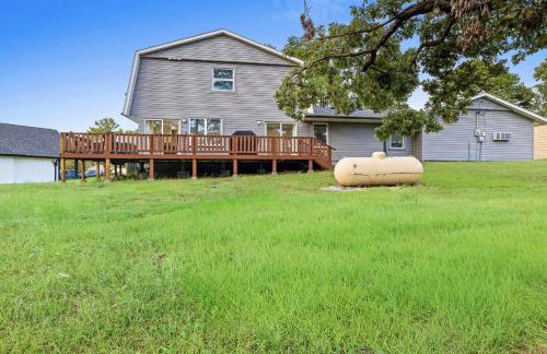 Lake Retreat Hot Tub Game Room Grill - Foto 55