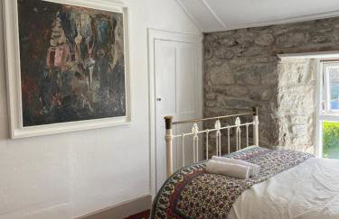 The Painter’s Retreat - Photo 3