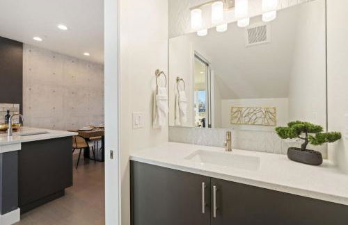 Mountain View Home with King Beds and Rooftop Deck - Foto 20